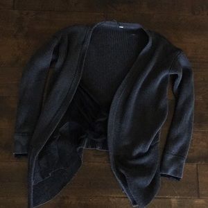 Lululemon vestigian size 8